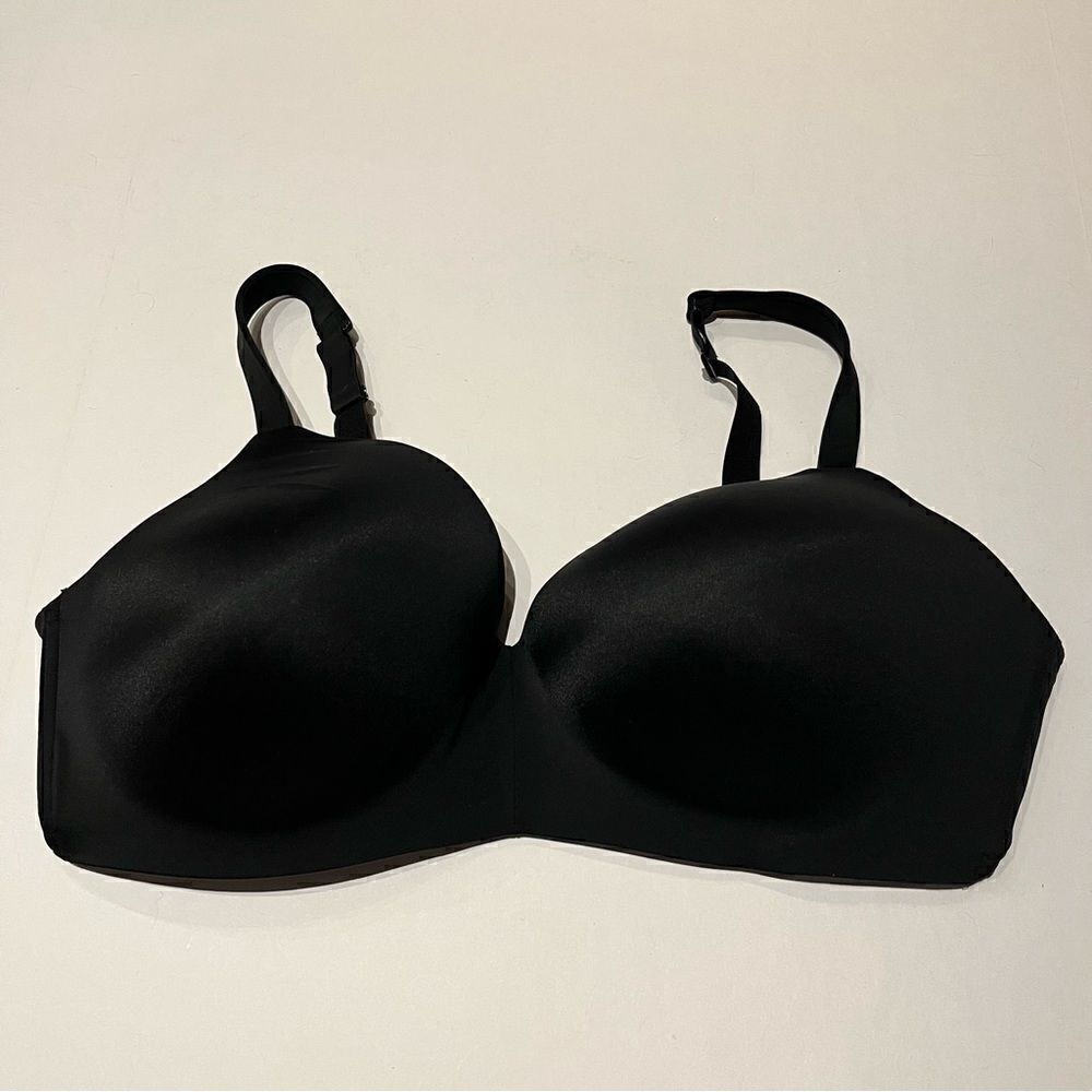 Cacique Bra Black Lightly lined T shirt 46DDD No wire